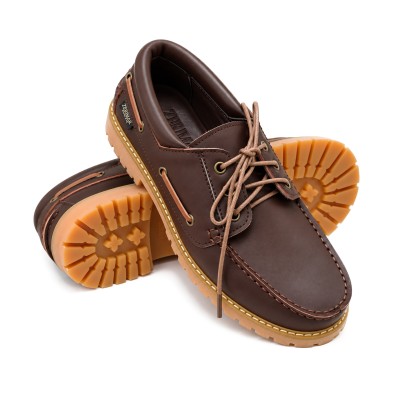 Bootsschuhe aus Leder mit...